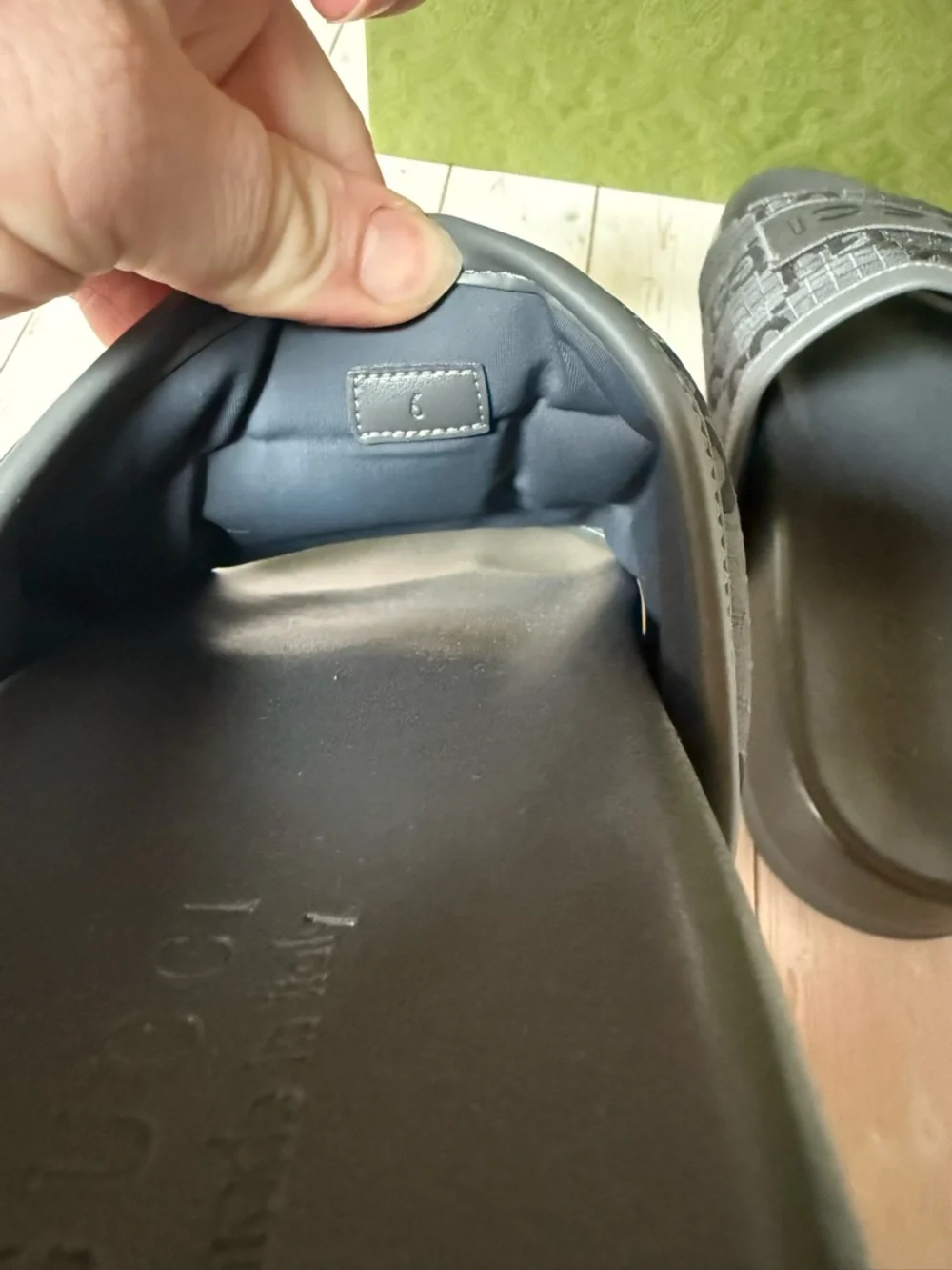 Gucci Ripstop GG Monogram Slide Sandals Grey/Black Sz 6G / 6.5US - Picture 10 of 11